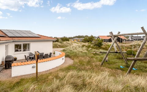 Palli - 600M from the Sea: Cabaña, Cobertizo, \Choza, Casa De Campo, Pradera, Choza, Granero, Cuarto De Troncos, Edificios Del Jardín