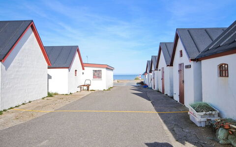 Avelin - 800M from the Sea: Cabaña, Cobertizo, \Choza, Casa De Campo, Pradera, Choza, Granero, Cuarto De Troncos, Edificios Del Jardín