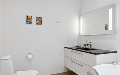 Hunlef - 400M from the Sea: Piscina, Ciudad De Vacaciones