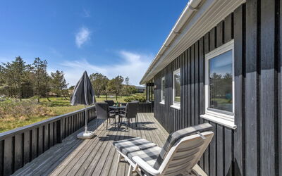 Melisande - 950M from the Sea