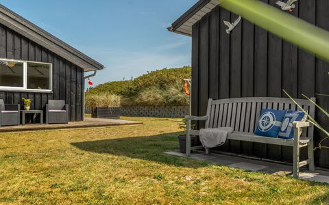 Ejnarine - 300M from the Sea: Madera, Vía Muerta, El Terreno Del Lote, Casa, Tablón, Cabaña, Madera Dura, Edificios Del Jardín, Porche, Cobertizo