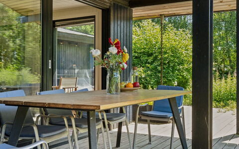 Lasse - 1.5Km from the Sea: Madera, Casa, Cabaña, Casa, Techo, Área Rural, Vía Muerta, Cuarto De Troncos, Edificios Del Jardín, Madera Dura