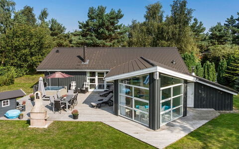 Toa - 600M from the Sea