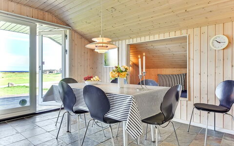 Alexis - 250M from the Sea: Mueble, Madera, Diseño De Interiores, Cocina Y Comedor Mesa, Mesa, Silla, Piso, Comedor, Techo, Suelo