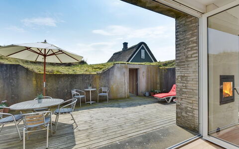 Dordi - 300M from the Sea: Piscina, Mueble Para Exteriores, Mueble, Recurso, Losa, Eco Hotel, Sombra, Silla, Ocio, Inmuebles