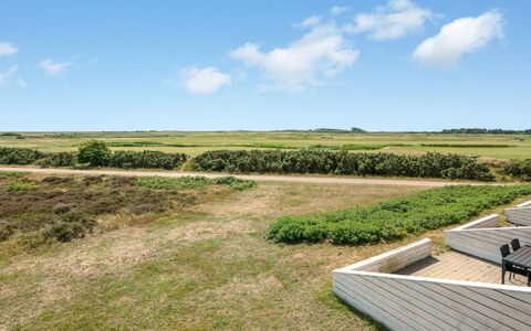 Fotij - 2.3Km from the Sea: Cielo, Hierba, Pradera, Ecorregión, Llanura, El Terreno Del Lote, Nube, Campo, Pradera