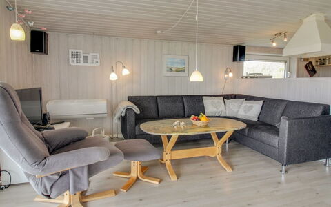 Laurens - from the Sea: Madera, Techo, Arquitectura, Casa, Casa, Cabaña, Vía Muerta, Madera Dura, Pendiente, Inmuebles