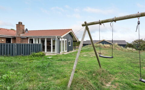 Soini - 900M from the Sea: Techo, El Terreno Del Lote, Cabaña, Casa, Área Rural, Cobertizo, Vía Muerta, Edificios Del Jardín, Cuarto De Troncos, \Choza