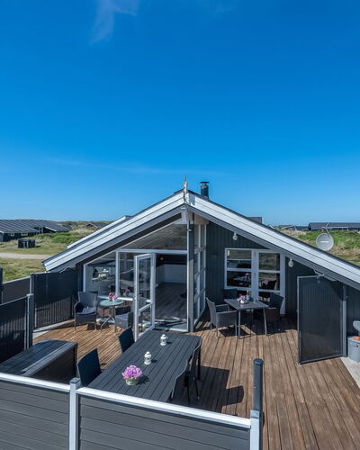 Henning - from the Sea