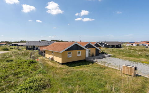Milena - 600M from the Sea: Cabaña, Cobertizo, \Choza, Casa De Campo, Pradera, Choza, Granero, Cuarto De Troncos, Edificios Del Jardín