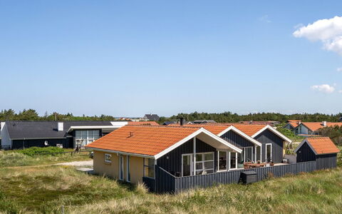 Milena - 600M from the Sea: Cabaña, Cobertizo, \Choza, Casa De Campo, Pradera, Choza, Granero, Cuarto De Troncos, Edificios Del Jardín