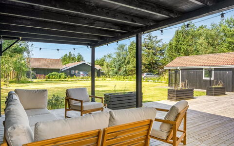 Ansfried - 900M from the Sea: Cabaña, Cobertizo, \Choza, Casa De Campo, Pradera, Choza, Granero, Cuarto De Troncos, Edificios Del Jardín