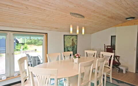 Tajo - 1Km from the Sea: Piscina, Mueble Para Exteriores, Mueble, Recurso, Losa, Eco Hotel, Sombra, Silla, Ocio, Inmuebles