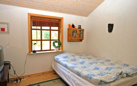 Tajo - 1Km from the Sea: Piscina, Mueble Para Exteriores, Mueble, Recurso, Losa, Eco Hotel, Sombra, Silla, Ocio, Inmuebles