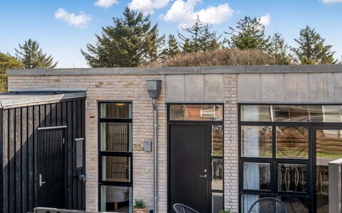 Klaudius - 2Km from the Sea: 