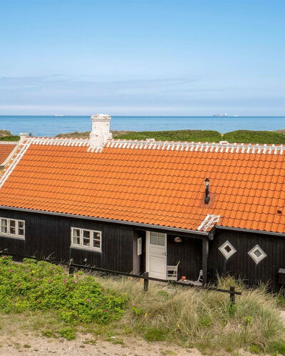 Armina - 75M from the Sea