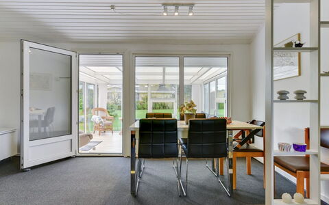 Cenia - 450M from the Sea: Mueble, Diseño De Interiores, Piso, Suelo, Techo, Mesa, Silla, Sala, Vaso, Habitación