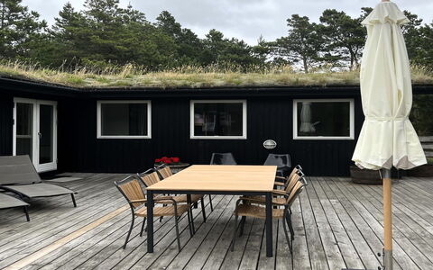 Elin - 3Km from the Sea: Techo, El Terreno Del Lote, Cabaña, Casa, Área Rural, Cobertizo, Vía Muerta, Edificios Del Jardín, Cuarto De Troncos, \Choza