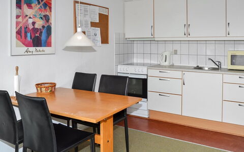 Urmas - 1Km from the Sea: Mueble, Piso, Suelo, Diseño De Interiores, Madera, Suelos De Madera, Mesa, Cocina Y Comedor Mesa, Silla, Habitación