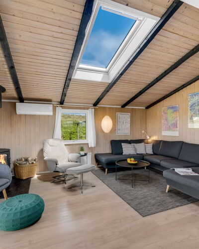 Friedel - 150M from the Sea
