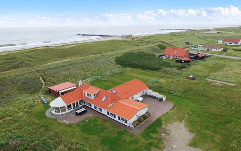 Pauli - 75M from the Sea: Casa, Techo, Casa, Cabaña, Cobertizo, Edificios Del Jardín, Vía Muerta, Yarda, Cuarto De Troncos, \Choza
