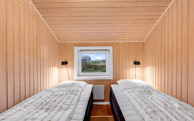 Elnur - 100M from the Sea