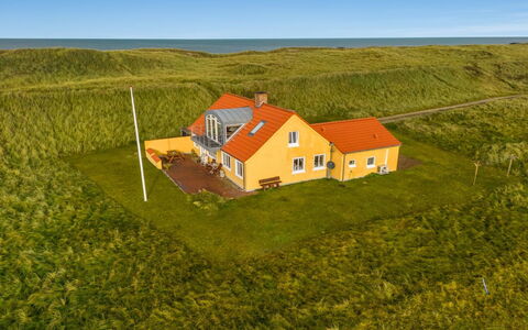 Ali - 75M from the Sea: Techo, El Terreno Del Lote, Cabaña, Casa, Área Rural, Cobertizo, Vía Muerta, Edificios Del Jardín, Cuarto De Troncos, \Choza