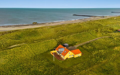 Ali - 75M from the Sea: Techo, El Terreno Del Lote, Cabaña, Casa, Área Rural, Cobertizo, Vía Muerta, Edificios Del Jardín, Cuarto De Troncos, \Choza