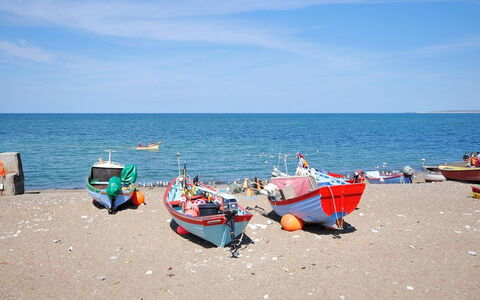 Hariet - 600M from the Sea: Barco, Cuerpo De Agua, Watercraft, Barcos Y Canotaje - Efectos Y Equipo, Verano, Mar, Playa, Costa, Costeras Y Los Accidentes Geográficos Oceánico, Oceano