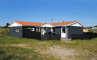 Lya - 900M from the Sea in Nw Jutland