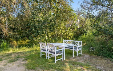 Beghel - 350M from the Sea: Arbusto, Primavera, Jardín, Ramita, Sombra, Paisajismo, Mueble Para Exteriores, Parque, Bosque