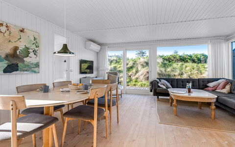 Asser - 400M from the Sea: Madera, Casa, Porche, Cubierta, Madera Dura, Techo, Manchas De Madera, Suelos De Madera, Eco Hotel