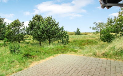 Juste - 2.2Km from the Sea