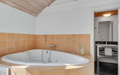 Hinrich - 300M from the Sea