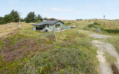 Vamika - 400M to the Fjord: Casa, Techo, Casa, Cabaña, Cobertizo, Edificios Del Jardín, Vía Muerta, Yarda, Cuarto De Troncos, \Choza