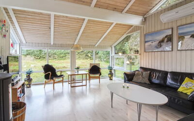 Immi - 1.5Km from the Sea