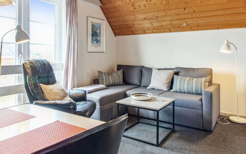 Roya - 1.9Km from the Sea: Mueble, Diseño De Interiores, Silla, Piso, Mesa, Recurso, Suelo, Techo, Habitación, Eco Hotel