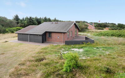 Mert - 1.2Km from the Sea
