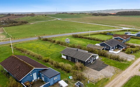 Tanea - 700M to the Fjord: Madera, Techo, Arquitectura, Casa, Casa, Cabaña, Vía Muerta, Madera Dura, Pendiente, Inmuebles