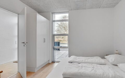 Ilsabe - 2Km from the Sea: Piscina, Mueble Para Exteriores, Mueble, Recurso, Losa, Eco Hotel, Sombra, Silla, Ocio, Inmuebles