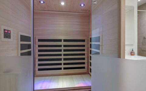 Ilsabe - 2Km from the Sea: Piscina, Mueble Para Exteriores, Mueble, Recurso, Losa, Eco Hotel, Sombra, Silla, Ocio, Inmuebles
