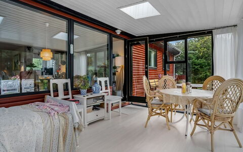 Lykka - 950M from the Sea: Mueble, Madera, Diseño De Interiores, Silla, Sofá, Sala, Casa, Mesa, Puerta, Suelo