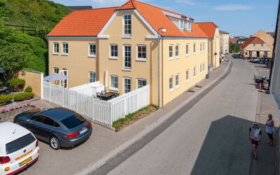 Cornel - 290M from the Sea