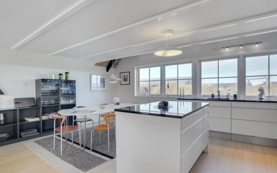 Galin - 200M from the Sea