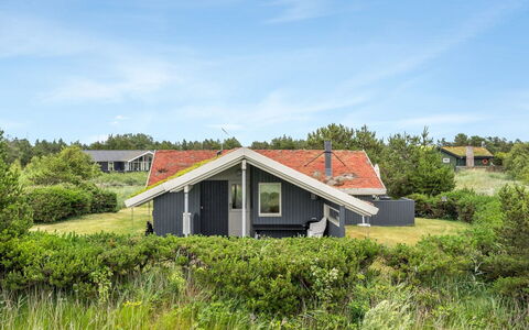 Bryniulf - 1.8Km from the Sea: Cabaña, Casa De Campo