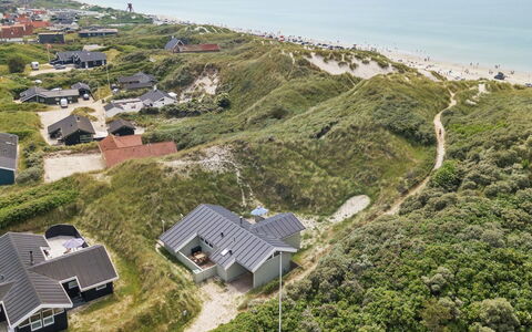 Erwith - 50M from the Sea: Terreno, Pendiente, Chaparral, Shrubland, Sendero, Puerto De Montaña