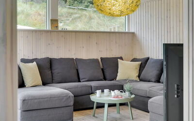 Erwith - 50M from the Sea