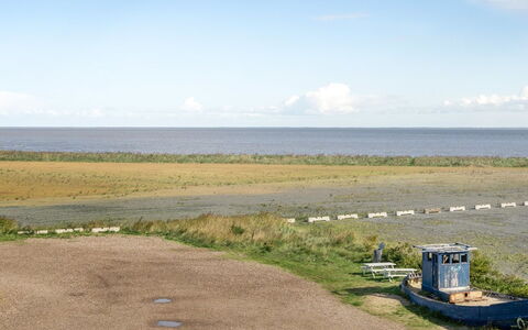 Theis - 100M from the Sea: Horizonte, Ecorregión, Llanura, Pradera, Nube, El Terreno Del Lote, Costa, Mar, Apuntalar, Campo