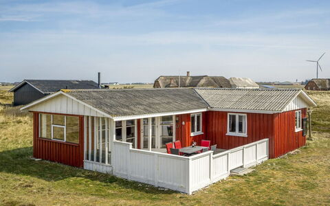 Hansen - 75M from the Sea: Madera, Techo, Arquitectura, Casa, Casa, Cabaña, Vía Muerta, Madera Dura, Pendiente, Inmuebles