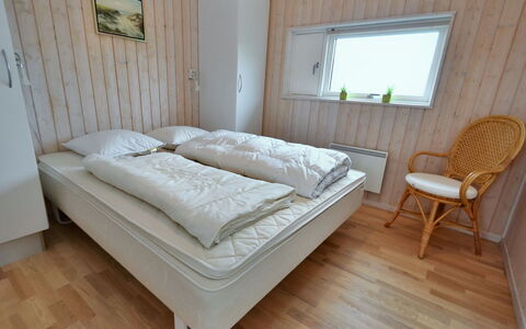 Hadar - 100M from the Sea: Madera, Casa, Porche, Cubierta, Madera Dura, Techo, Manchas De Madera, Suelos De Madera, Eco Hotel